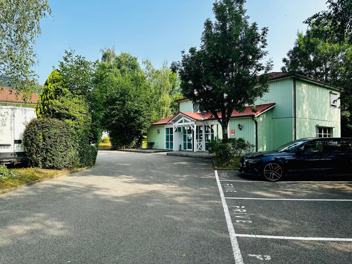 Hotel Gex Bagian luar foto
